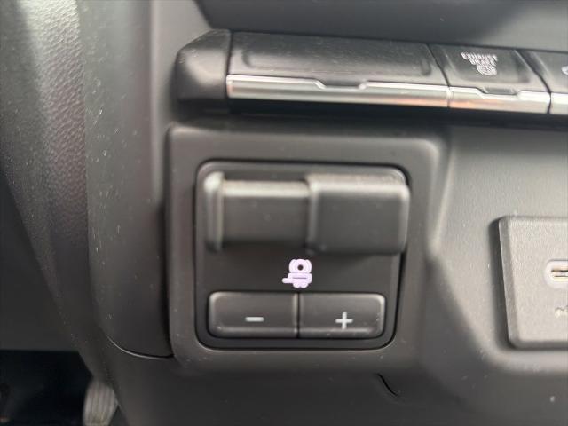 2021 Chevrolet Silverado 2500HD 4WD Crew Cab Standard Bed Custom