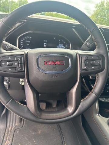 2025 GMC Sierra 2500HD 4WD Crew Cab Standard Bed AT4