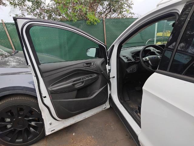 2015 Ford Escape S