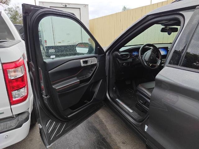 2024 Ford Explorer ST-Line