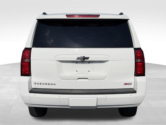 2020 Chevrolet Suburban 4WD LT