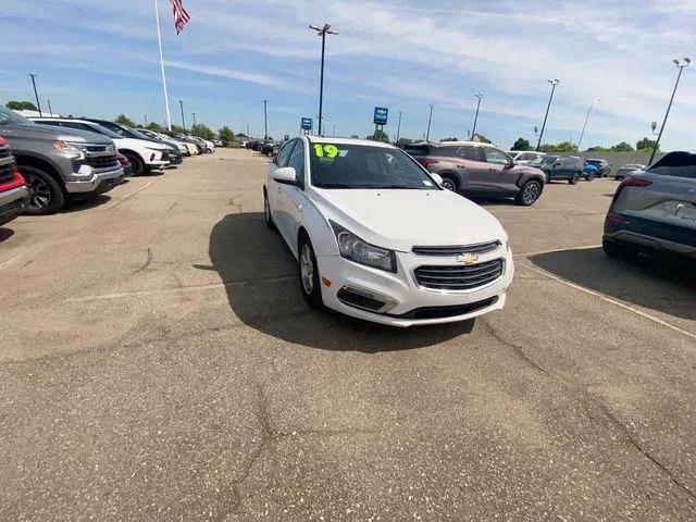 2016 Chevrolet Cruze Limited 1LT Auto for sale in Redford, MI