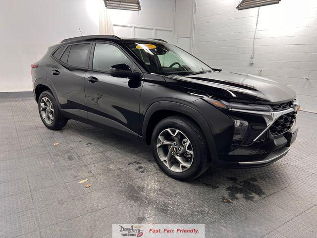 2025 Chevrolet Trax FWD LT