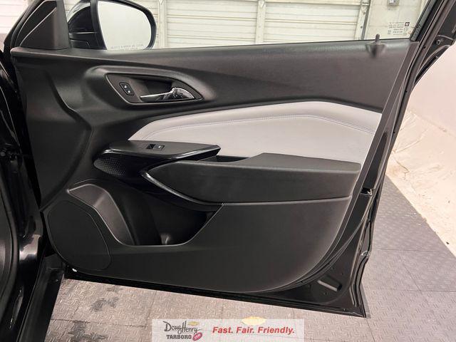2025 Chevrolet Trax FWD LT