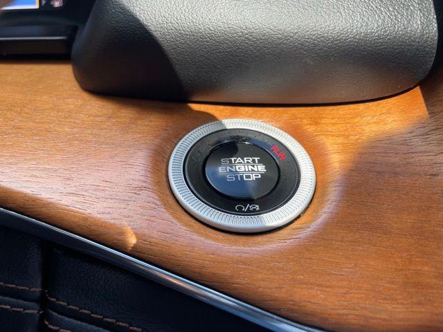 2024 Jeep Grand Cherokee L Summit Reserve 4x4
