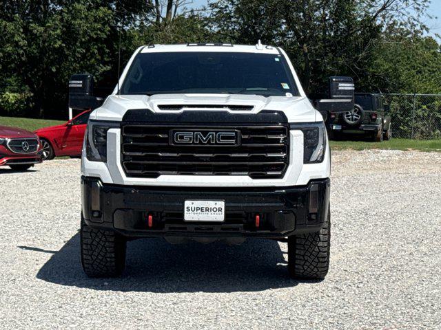 2024 GMC Sierra 2500HD 4WD Crew Cab Standard Bed AT4X