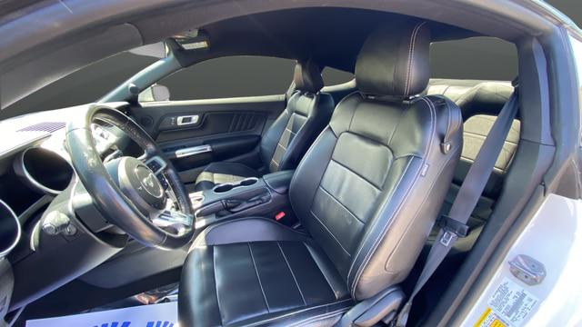 2022 Ford Mustang EcoBoost Premium Fastback