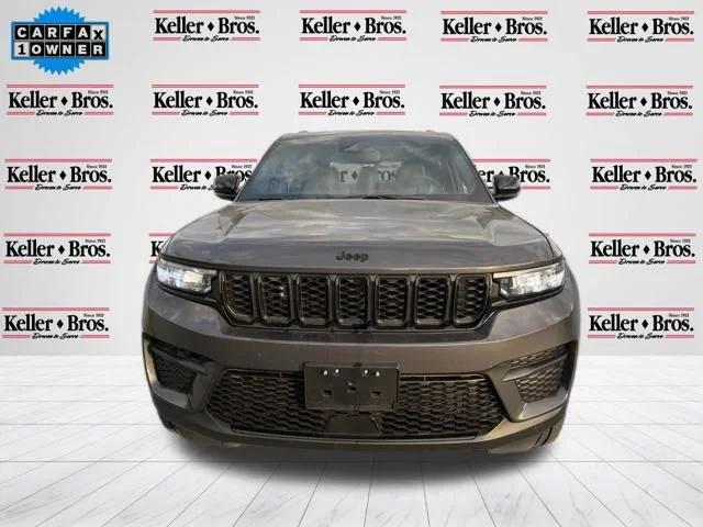2023 Jeep Grand Cherokee Altitude 4x4 2023 Jeep Grand Cherokee Altitude 4x4