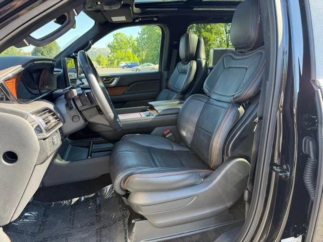 2022 Lincoln Navigator Black Label