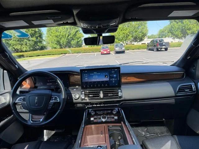 2022 Lincoln Navigator Black Label