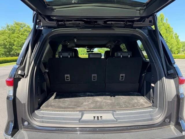 2022 Lincoln Navigator Black Label