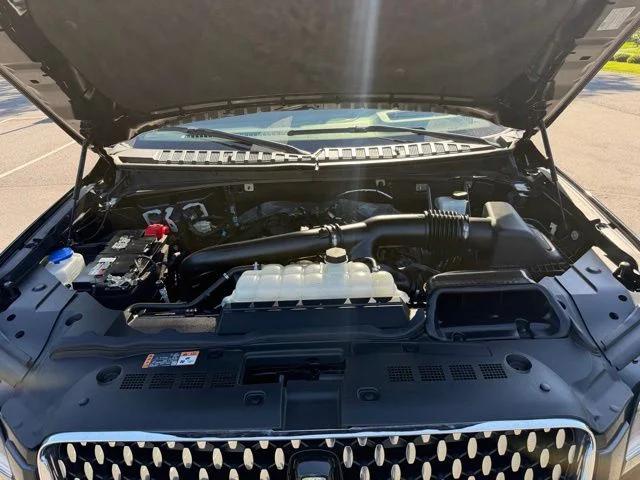 2022 Lincoln Navigator Black Label