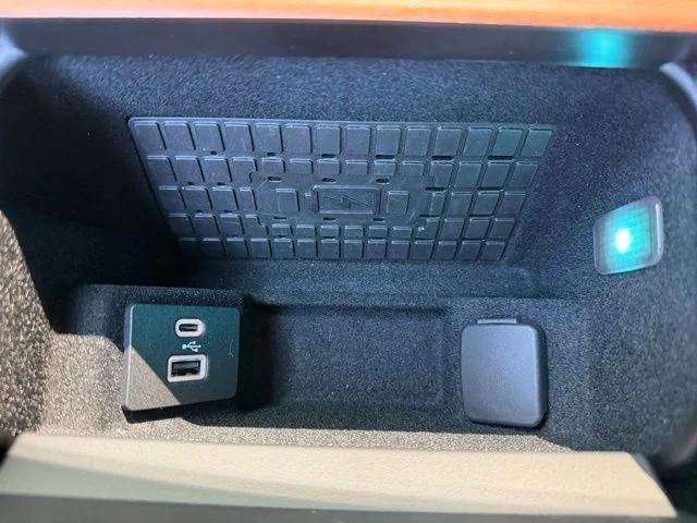 2022 Lincoln Navigator Black Label