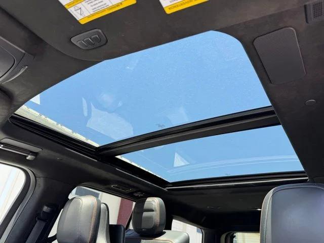 2022 Lincoln Navigator Black Label