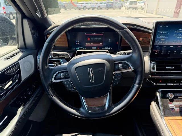 2022 Lincoln Navigator Black Label