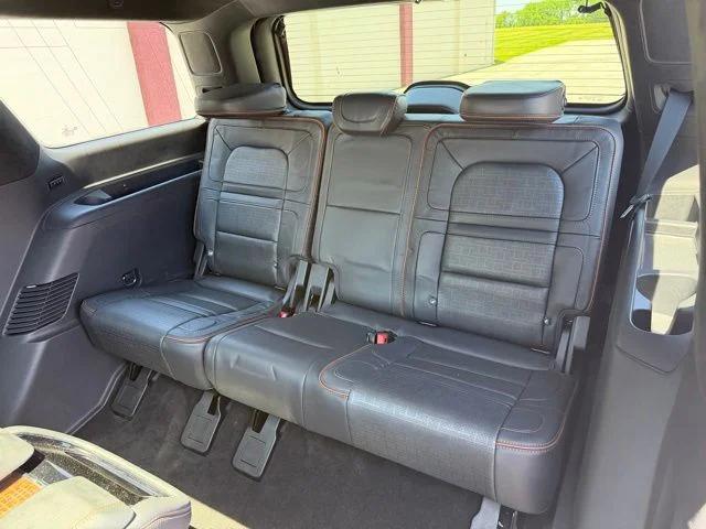 2022 Lincoln Navigator Black Label