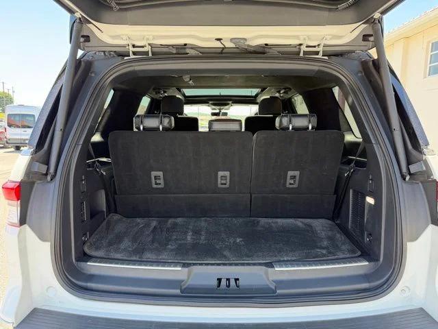 2022 Lincoln Navigator Black Label