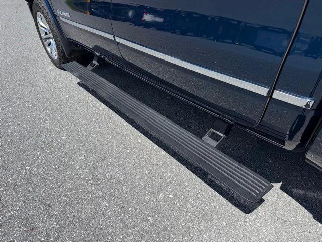 2023 Ram 1500 Limited Crew Cab 4x4 5'7" Box