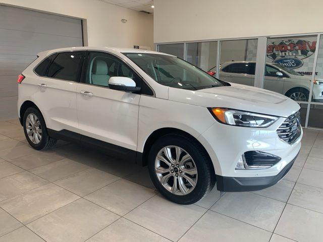 2023 Ford Edge Titanium