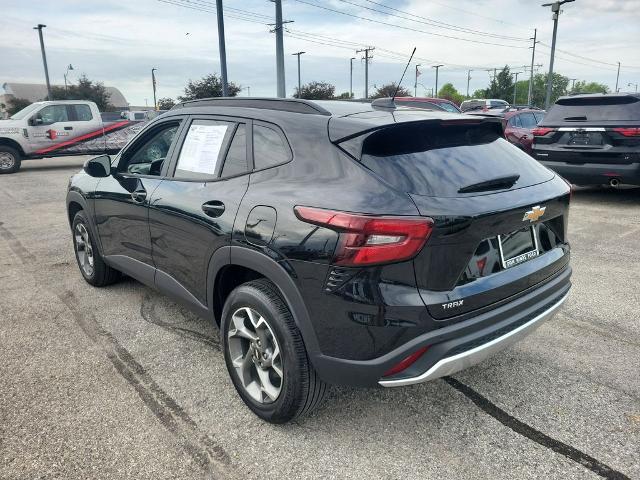 2025 Chevrolet Trax FWD LT