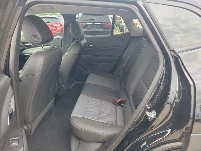 2025 Chevrolet Trax FWD LT