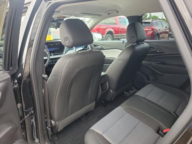 2025 Chevrolet Trax FWD LT