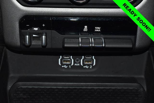 2021 Ram 1500 Big Horn Crew Cab 4x4 5'7" Box