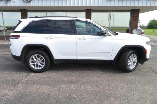 2024 Jeep Grand Cherokee Laredo X 4x4 for sale in Wahpeton, ND