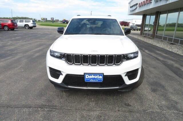 2024 Jeep Grand Cherokee Laredo X 4x4