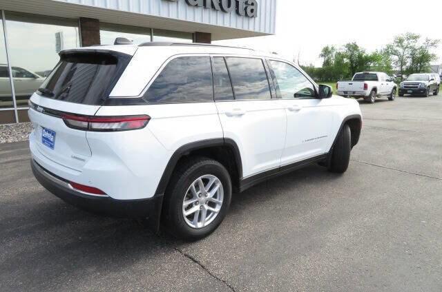 2024 Jeep Grand Cherokee Laredo X 4x4