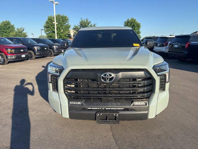 2026 Toyota Tundra SR5 CrewMax 5.5' Bed