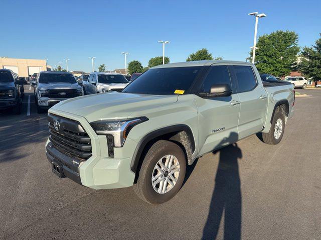 2026 Toyota Tundra SR5 CrewMax 5.5' Bed