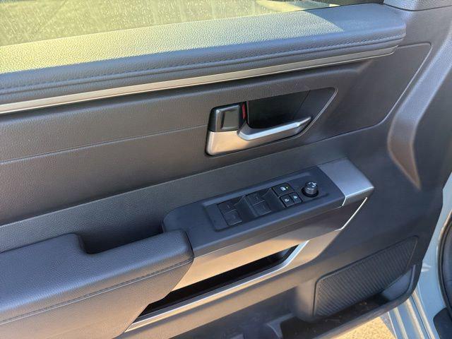 2026 Toyota Tundra SR5 CrewMax 5.5' Bed