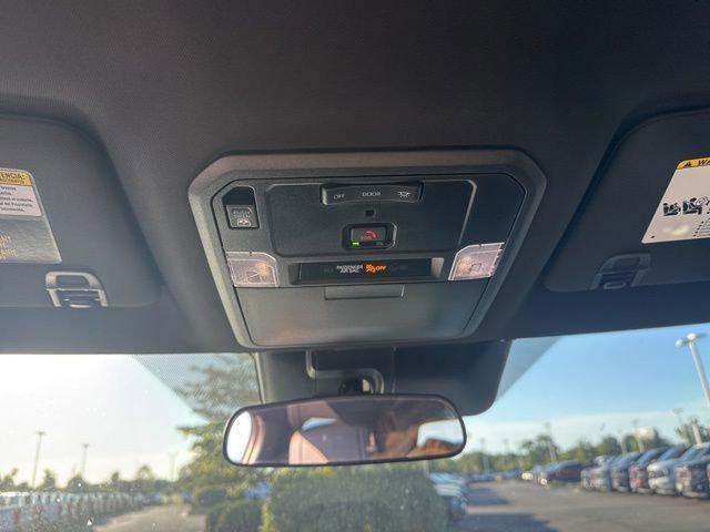 2026 Toyota Tundra SR5 CrewMax 5.5' Bed