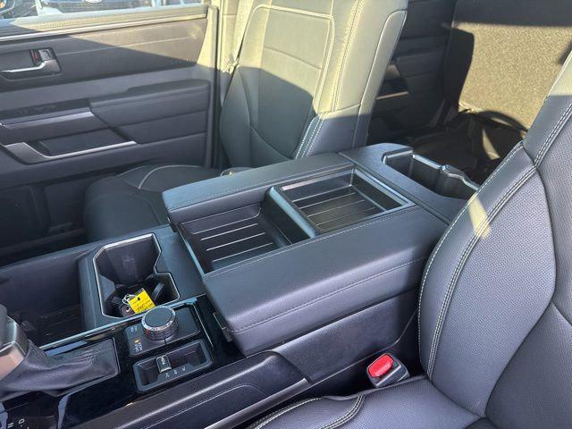 2026 Toyota Tundra SR5 CrewMax 5.5' Bed