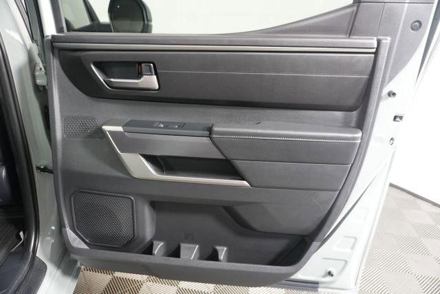 2026 Toyota Tundra SR5 CrewMax 5.5' Bed