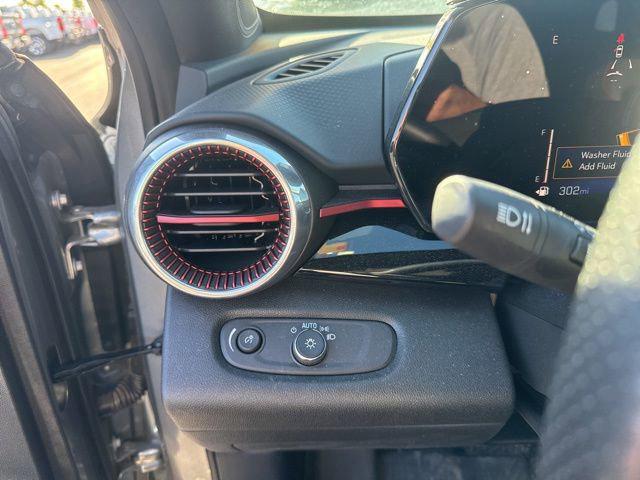 2025 Chevrolet Trax FWD 2RS