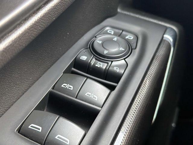 2023 GMC Sierra 2500HD 4WD Crew Cab Standard Bed AT4