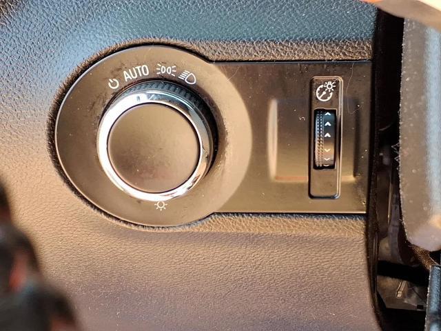 2011 Chevrolet Camaro 2LT