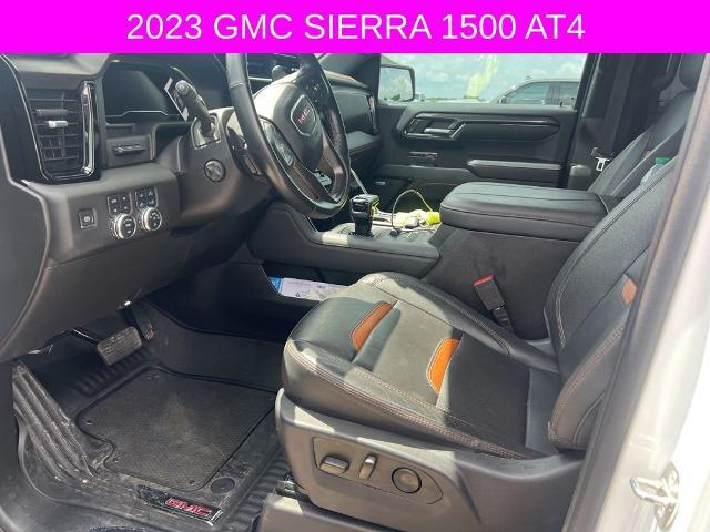 2023 GMC Sierra 1500 4WD Crew Cab Short Box AT4