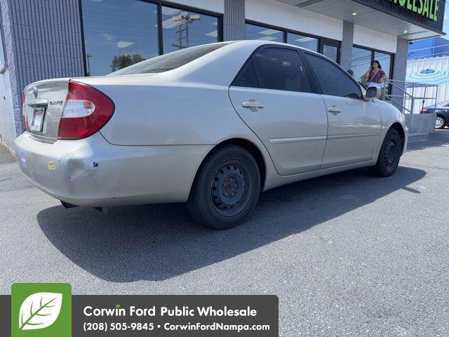 2004 Toyota Camry LE