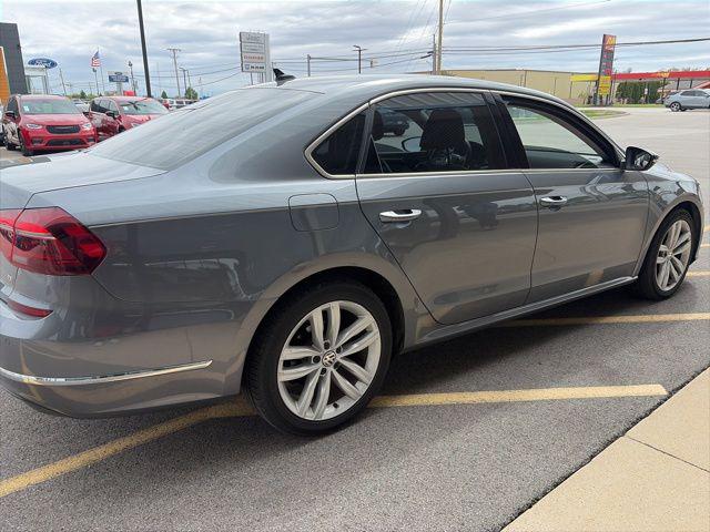2018 Volkswagen Passat 2.0T SE w/ Technology
