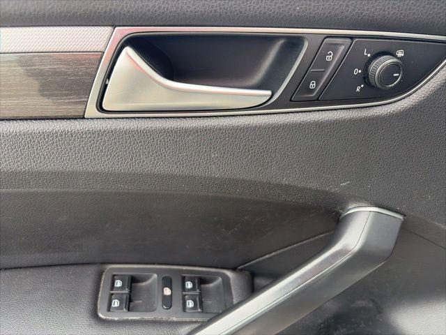 2018 Volkswagen Passat 2.0T SE w/ Technology