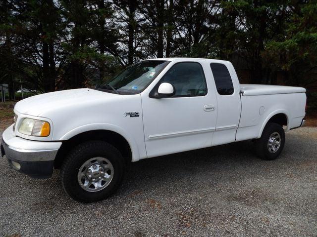 2003 Ford F-150 XL 2003 Ford F-150 XL
