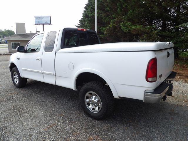 2003 Ford F-150 XL 2003 Ford F-150 XL