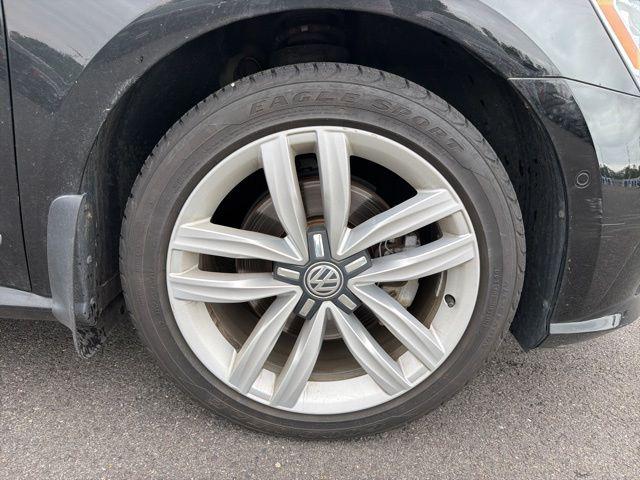 2016 Volkswagen Passat V6 SEL Premium
