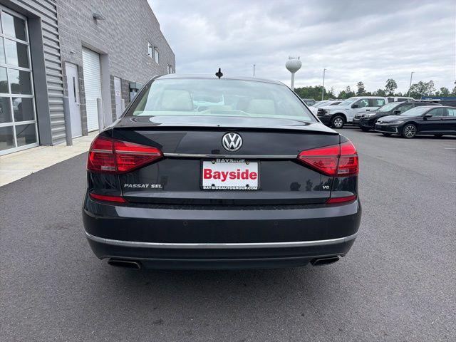 2016 Volkswagen Passat V6 SEL Premium