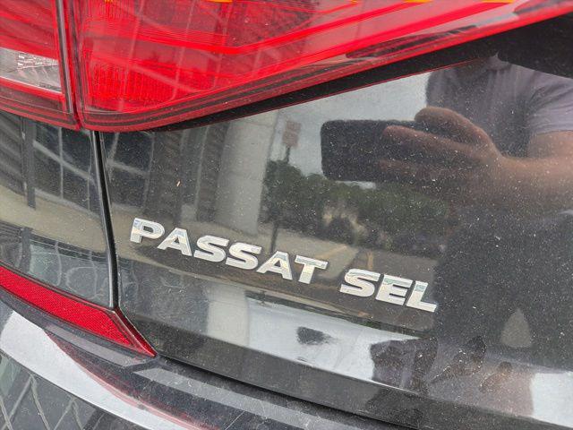 2016 Volkswagen Passat V6 SEL Premium