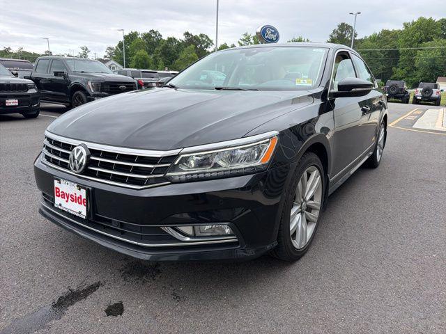 2016 Volkswagen Passat V6 SEL Premium