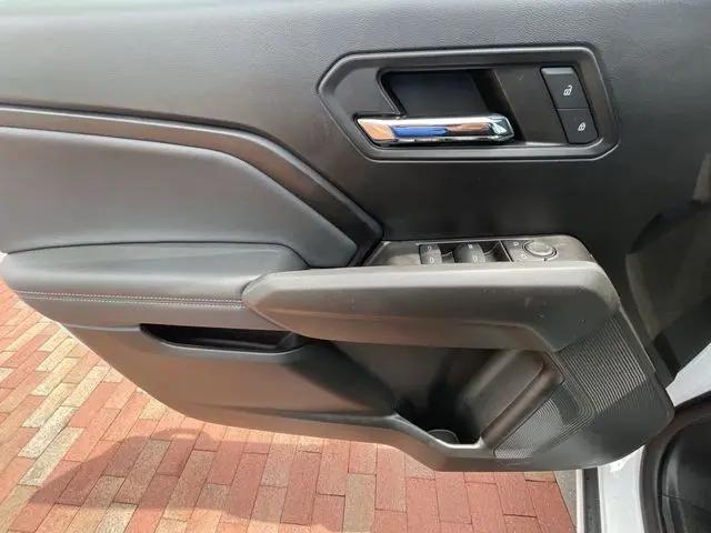 2024 Chevrolet Colorado 2WD LT